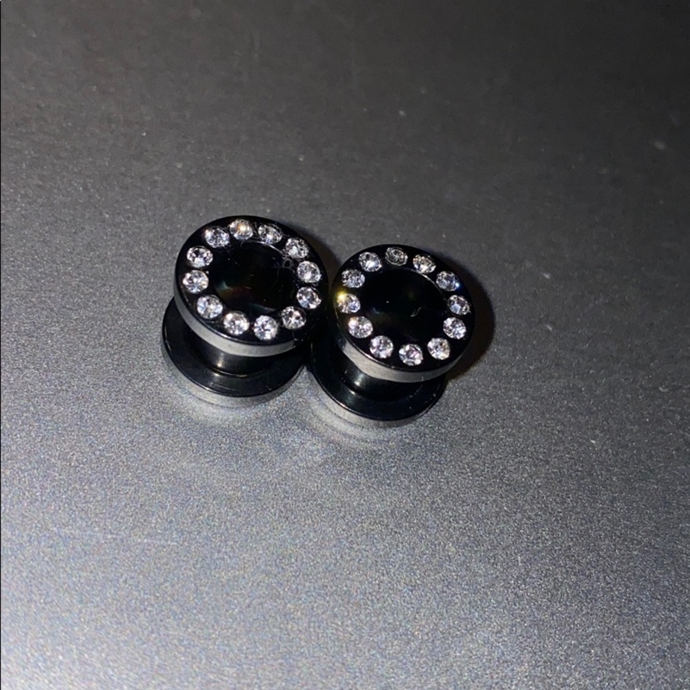 Black gauges with diamonds 0g